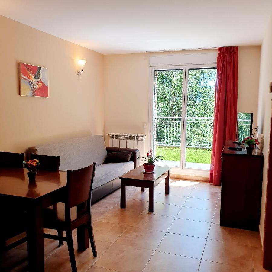 Aparthotel Rialb El Serrat Dış mekan fotoğraf