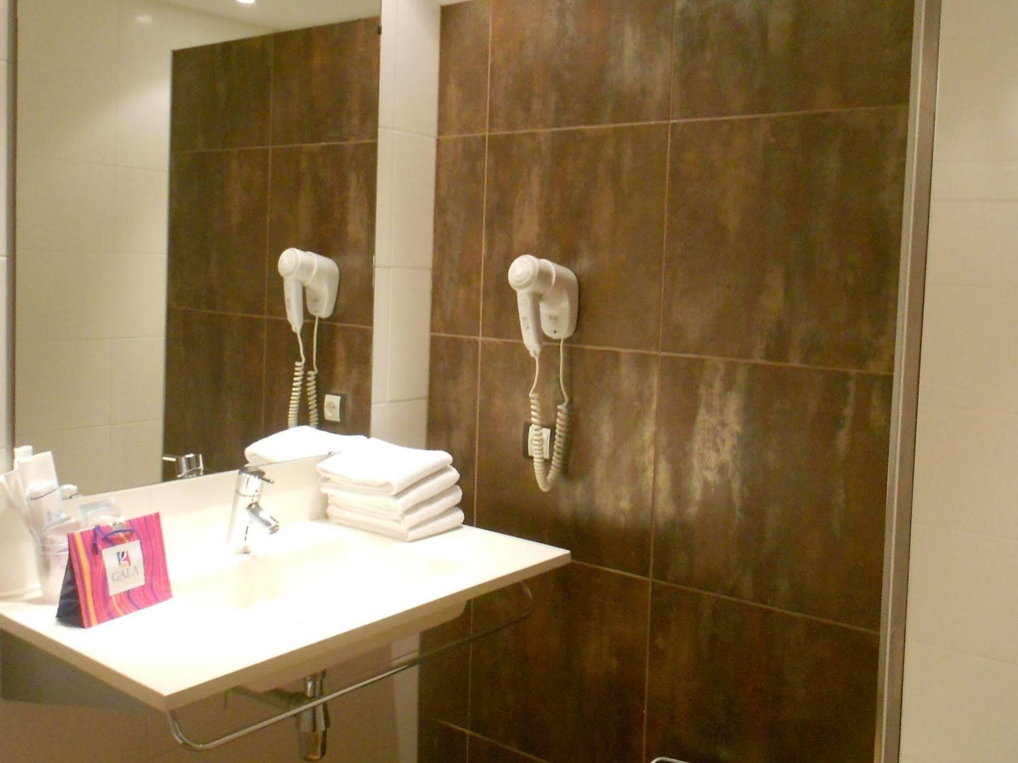 Aparthotel Rialb El Serrat Dış mekan fotoğraf