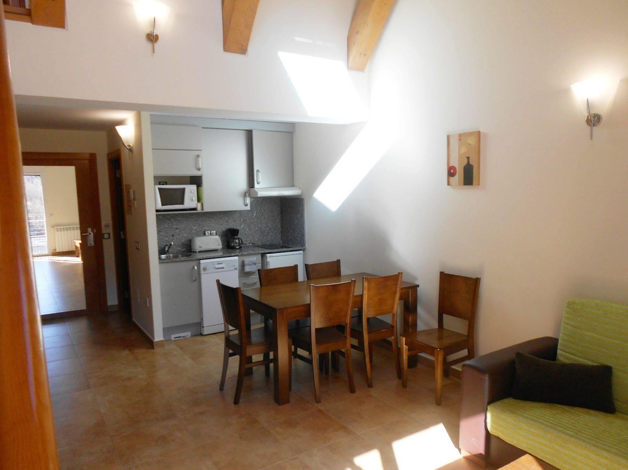 Aparthotel Rialb El Serrat Dış mekan fotoğraf
