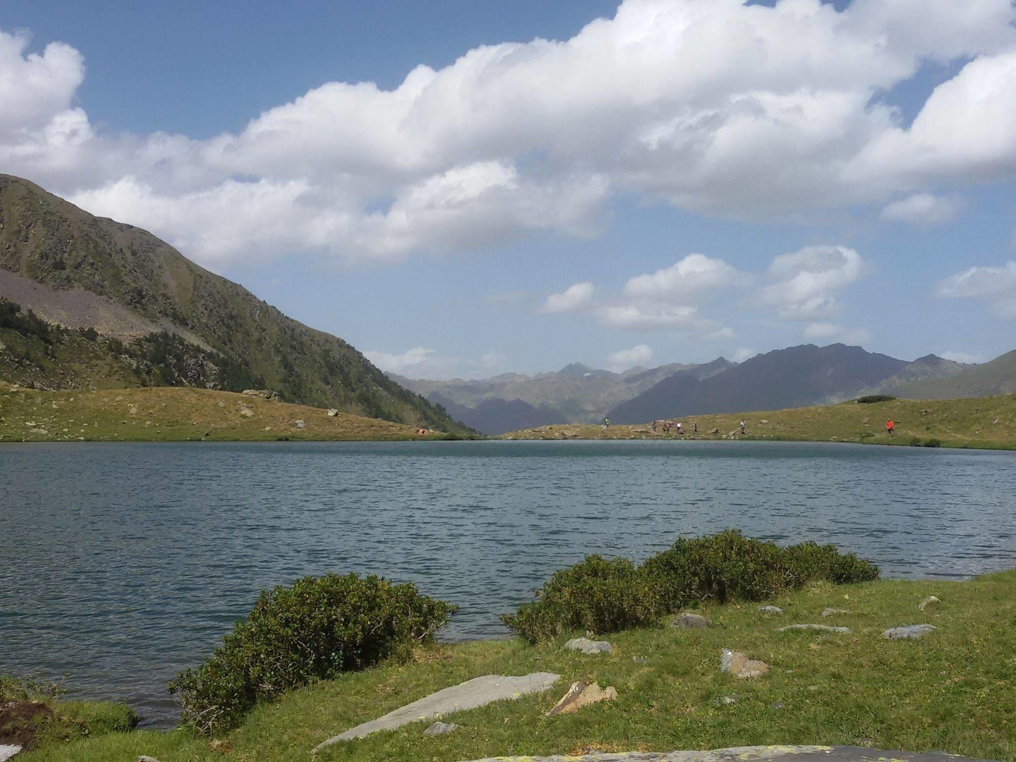 Aparthotel Rialb El Serrat Dış mekan fotoğraf